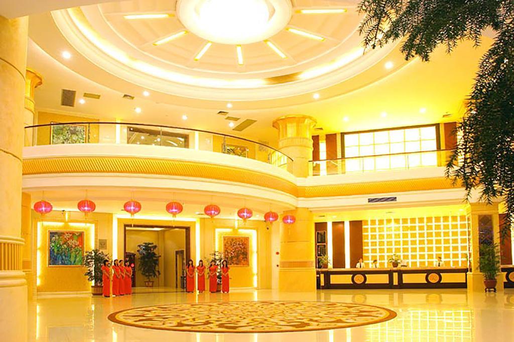 Habour Plaza Hotel Чаоджу Екстериор снимка